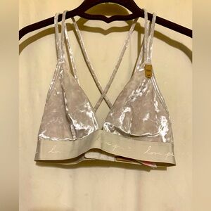 Victorias Secret Sports Bra